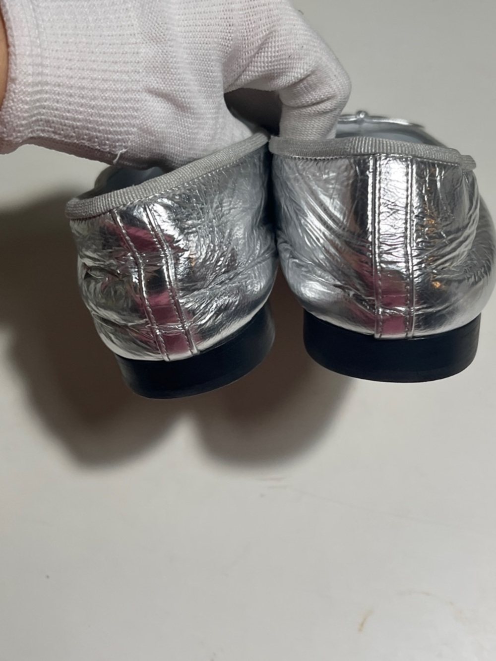 CHANEL Silver Metallic Leather Ballet Flats with Black Cap Toe - Picture 3 of 10